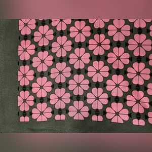 NEW Kate Spade New York 100% Silk Scarf Pink Flower Heart 11.5"x11.5" Twilly